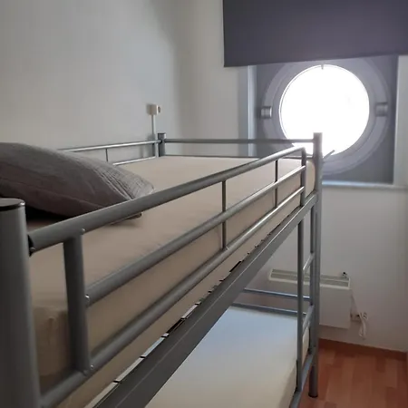 Apartman Cozy 2 Bedroom With Swimming Pool T53