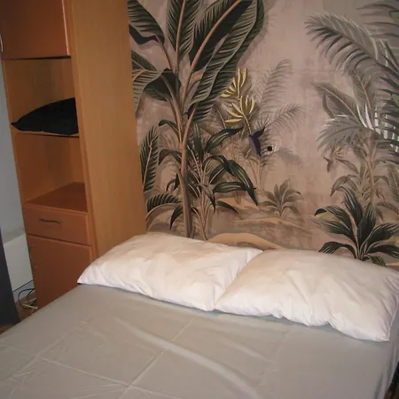 Cozy 2 Bedroom With Swimming Pool T53 Ostende