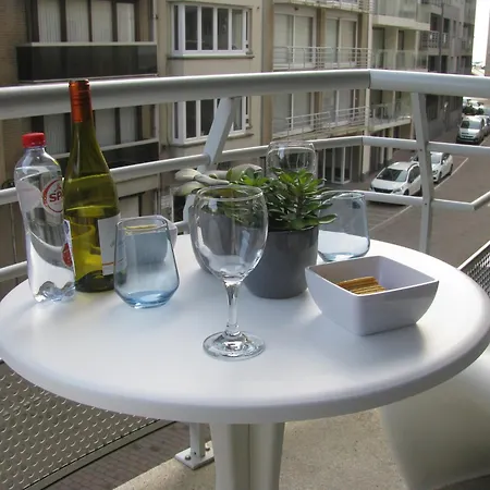 Cozy 2 Bedroom With Swimming Pool T53 Apartman *